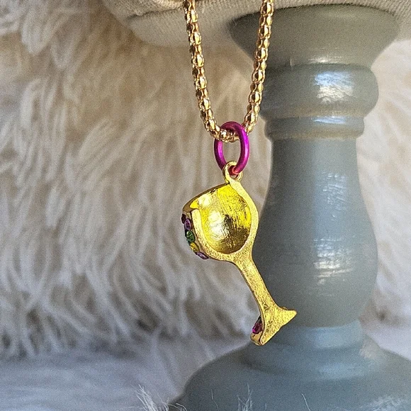 Rhinestone Wine Necklace NWOT - Picture 7 of 9